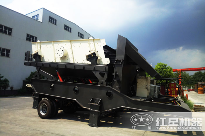 可移動(dòng)振動(dòng)篩沙機(jī)，半掛車車頭牽引隨時(shí)隨地流動(dòng)作業(yè)