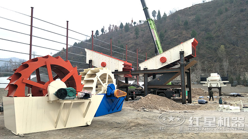 方案二配置現(xiàn)場：制砂機+洗砂機組合，費用70萬左右